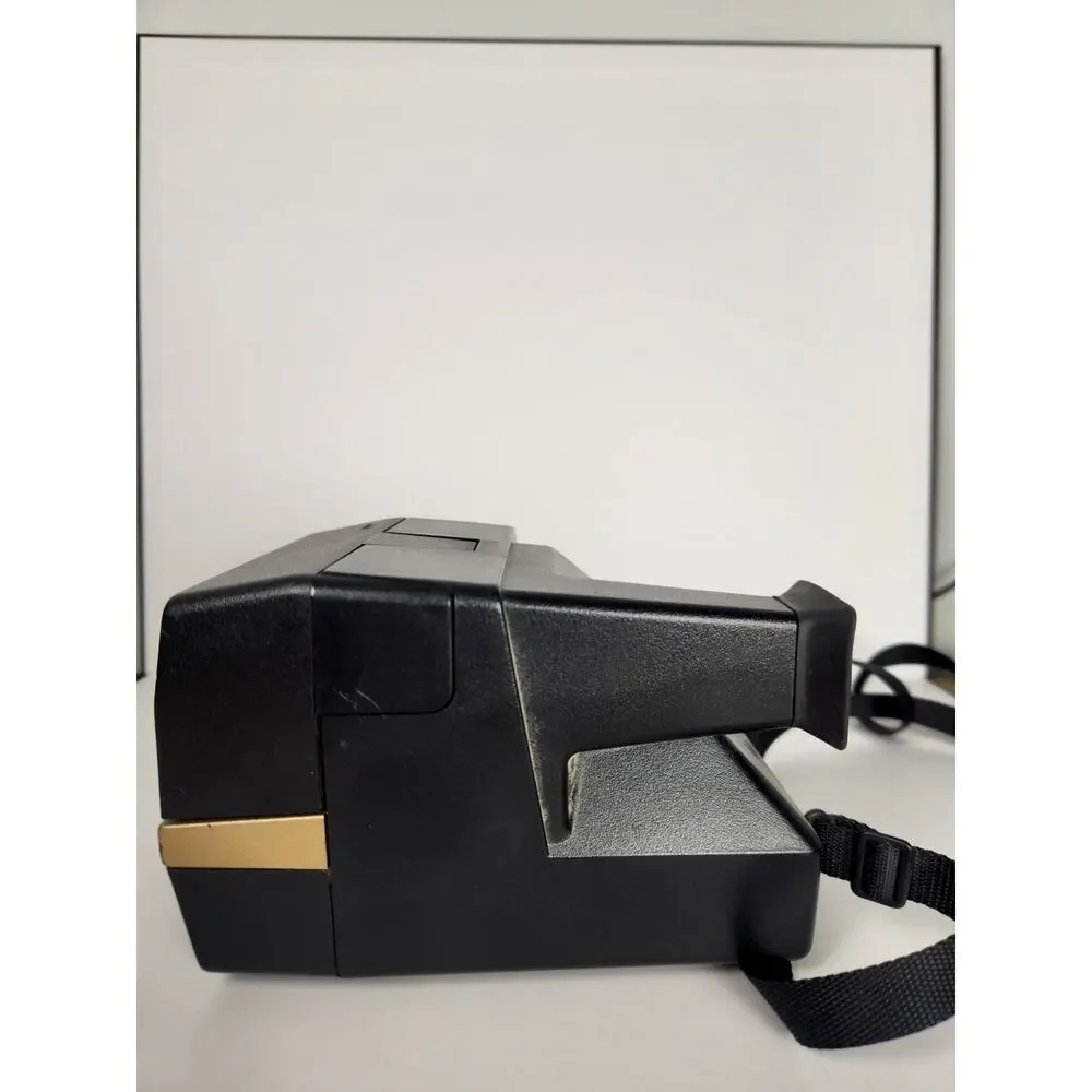 Polaroid Sun 600 SE Camera 50th Anniversary Instant Film Tested